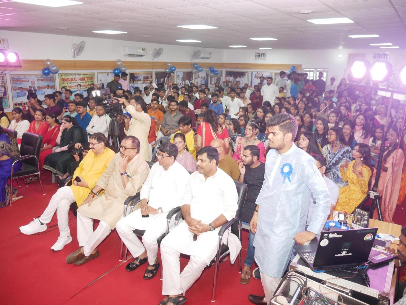 नृत्योत्सव 2.0 - Navratri Dance Competition at IIBM Patna